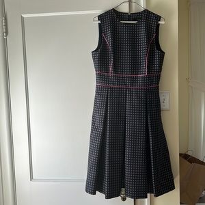 Jcrew navy patterned dress with pink trim